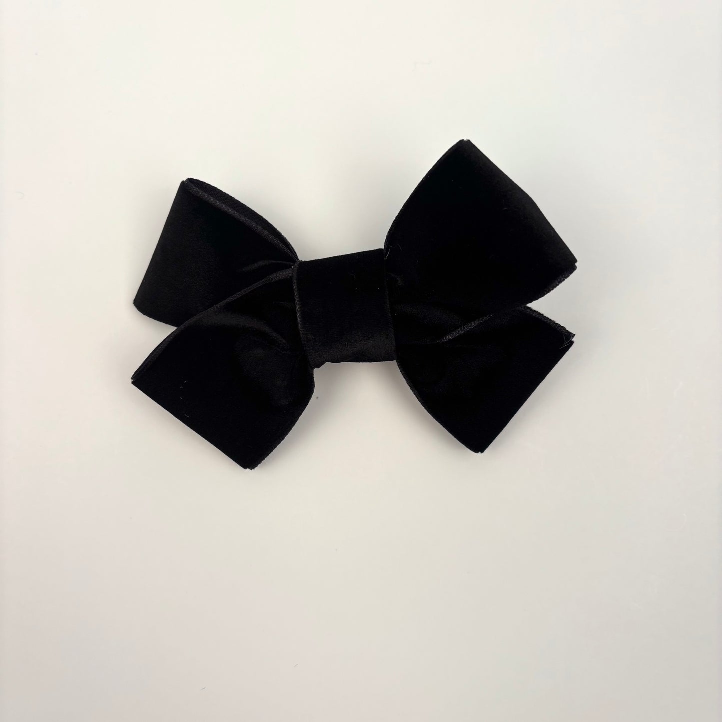 Velvet Black Mini Bow