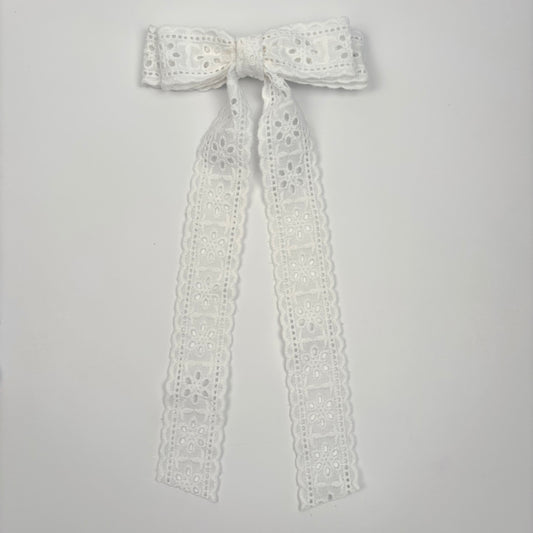 A Spring Lace White Bow