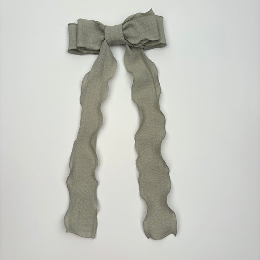 Spring Flowy Green Bow